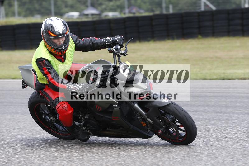 /24 08.06.2025 TZ Motorsport ADR/Gruppe gruen/5
